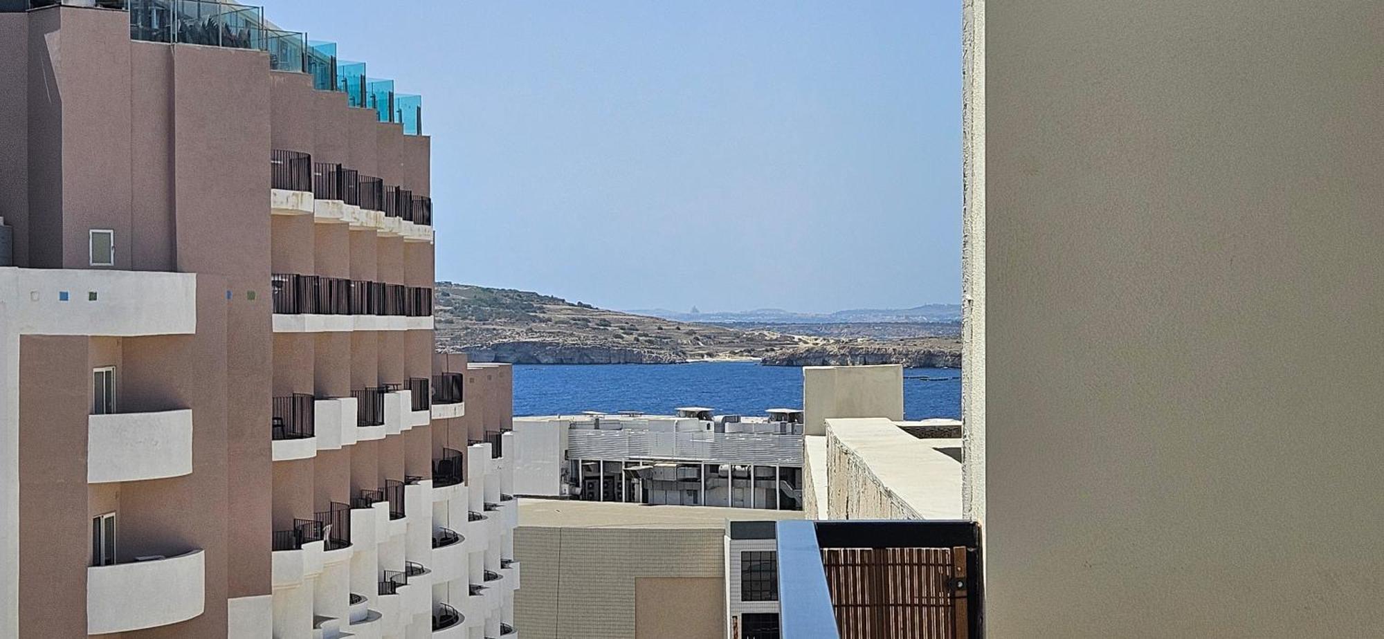 Sea Breeze Penthouse And Terrace Qawra St Paul'S Bay St. Paul's Bay Exterior foto