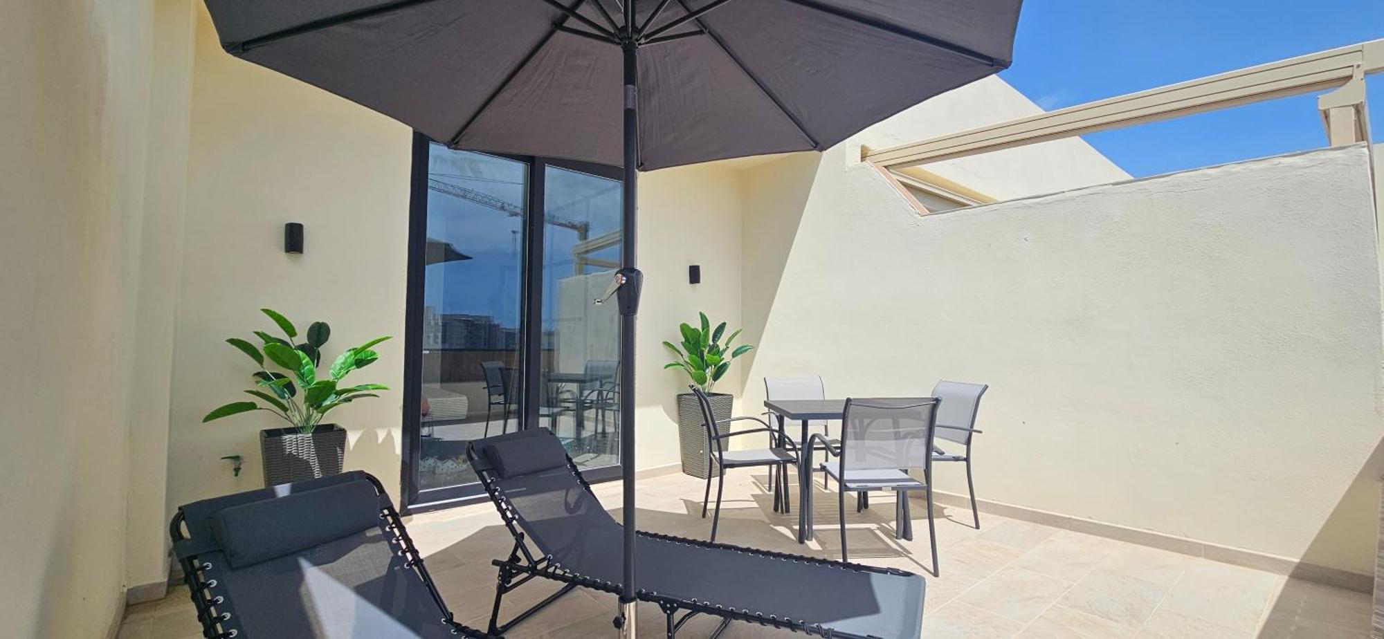 Sea Breeze Penthouse And Terrace Qawra St Paul'S Bay St. Paul's Bay Exterior foto